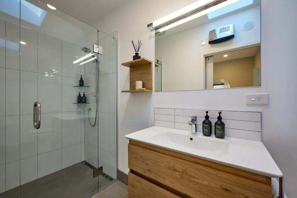Shearwater Apartments