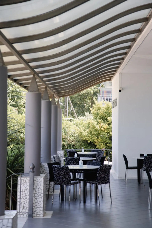 Calma Beach Hotel