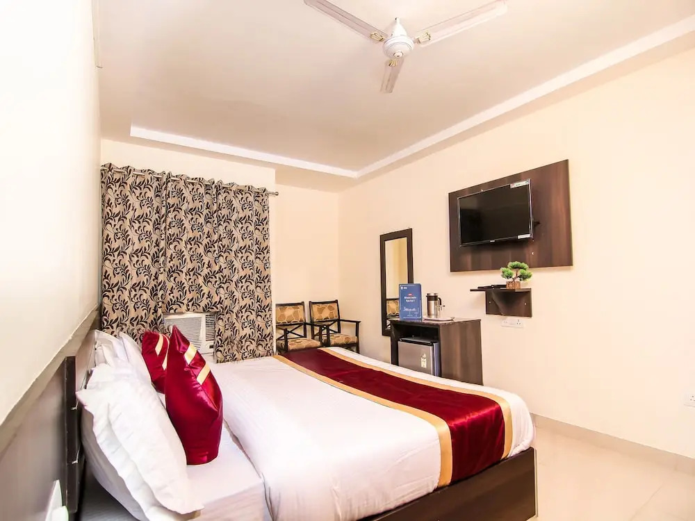 OYO 9941 Hotel P S Grand