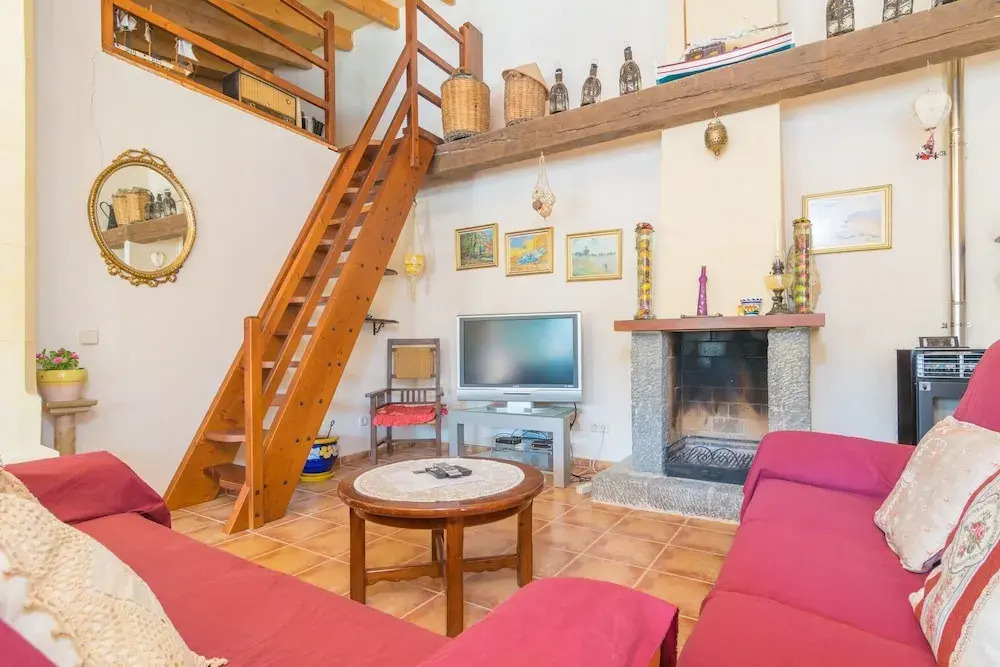 - House In