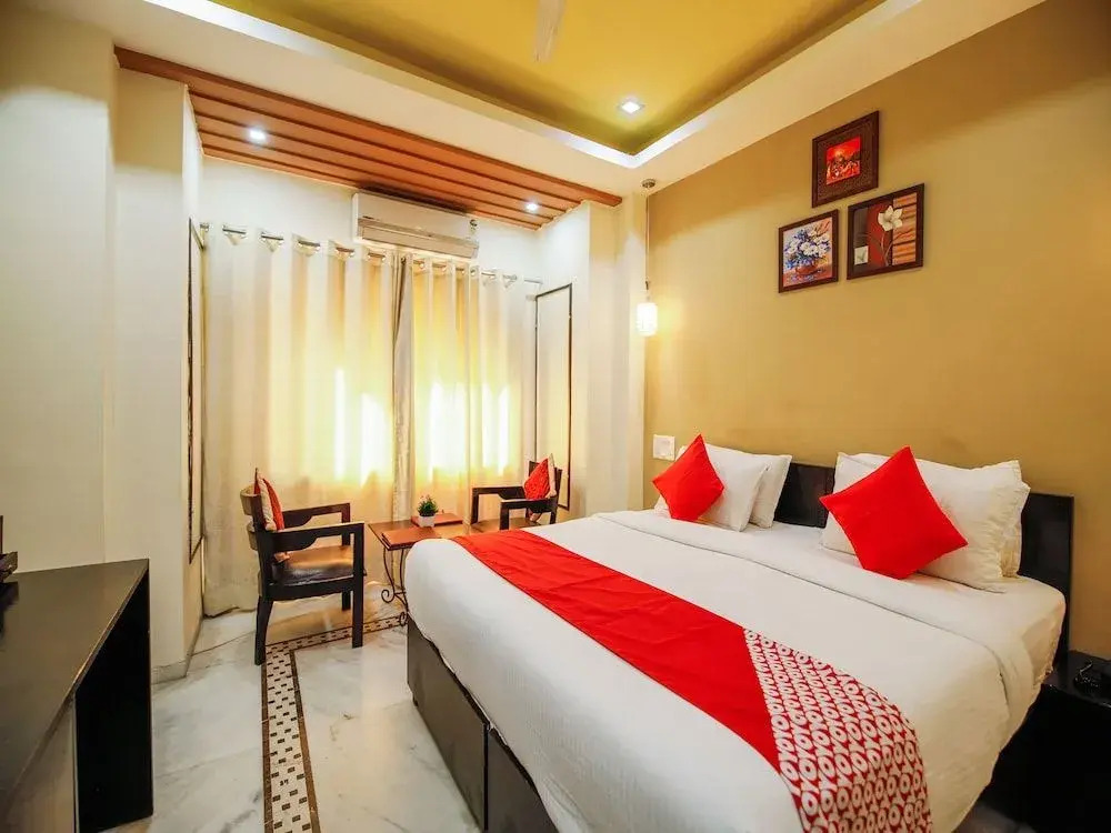 OYO 24266 Hotel Gazebo