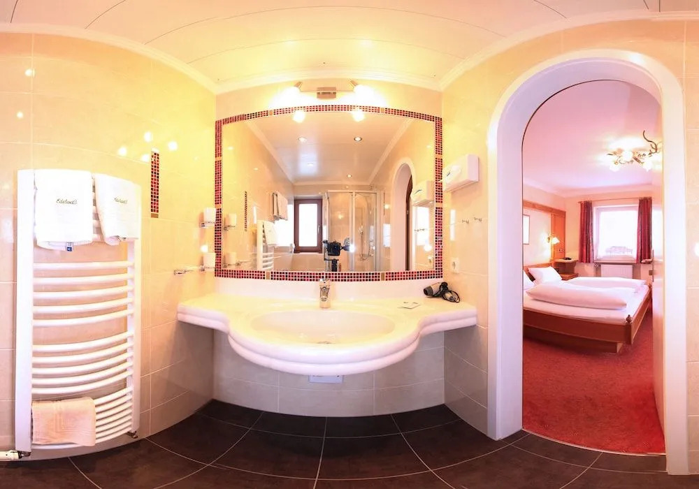Hotel Edelweiß