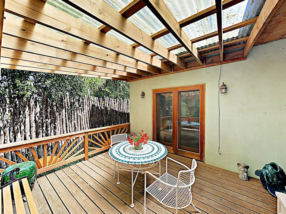 Magpie House 3 Bedrooms 2 Bathrooms Home