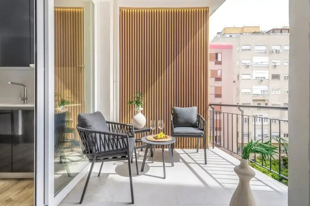 Coquesa - 2 Bedrooms and Terrace in Lista
