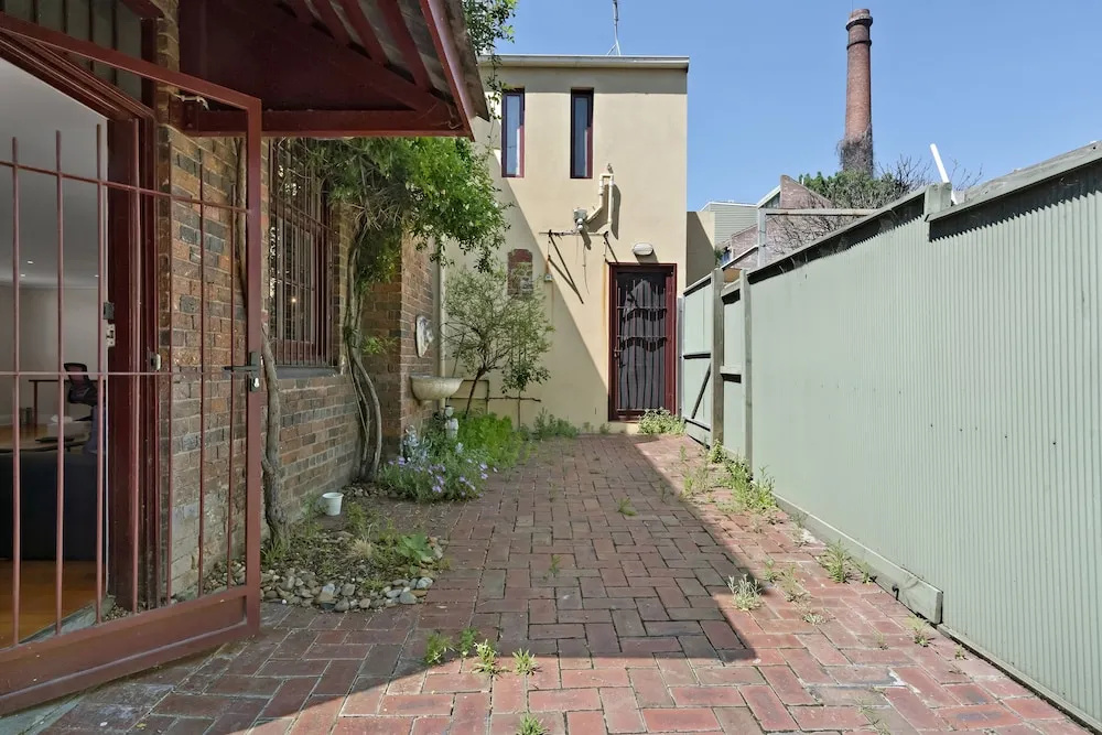 HELENA, 2BDR Fitzroy House