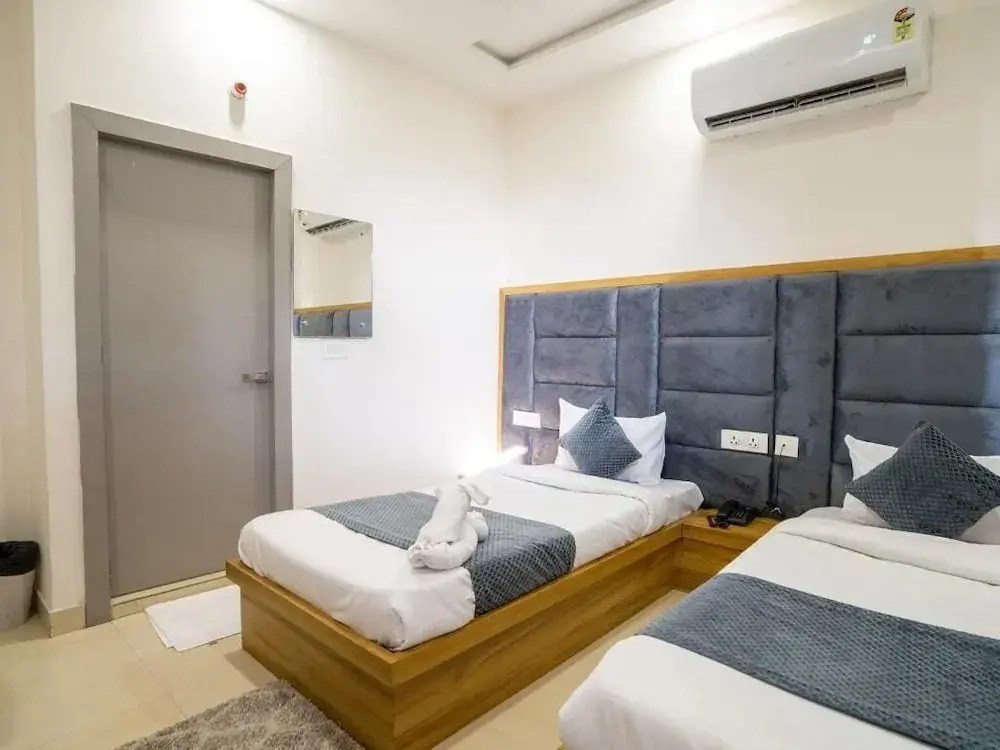 MTJ Hotels