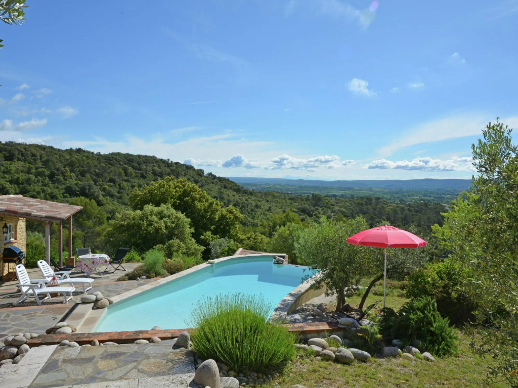Villa in Les Mages with swimming pool