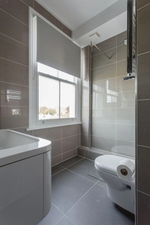 Stylish 2 Bedroom Flat in Kensington Near Hyde Park
