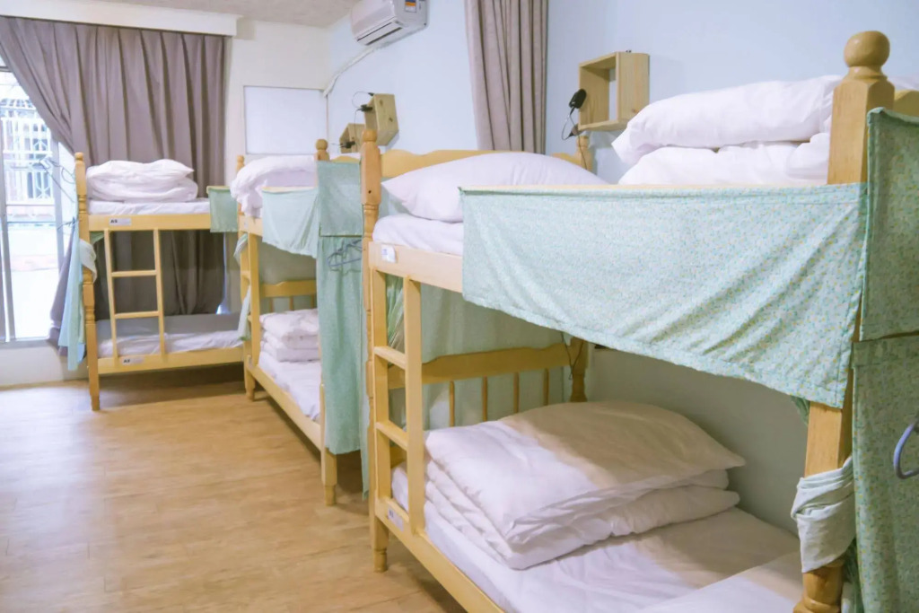 Lis Hostel