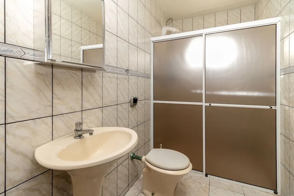 Aluguel Casa 2 Quartos para 8 Pessoas - 503A