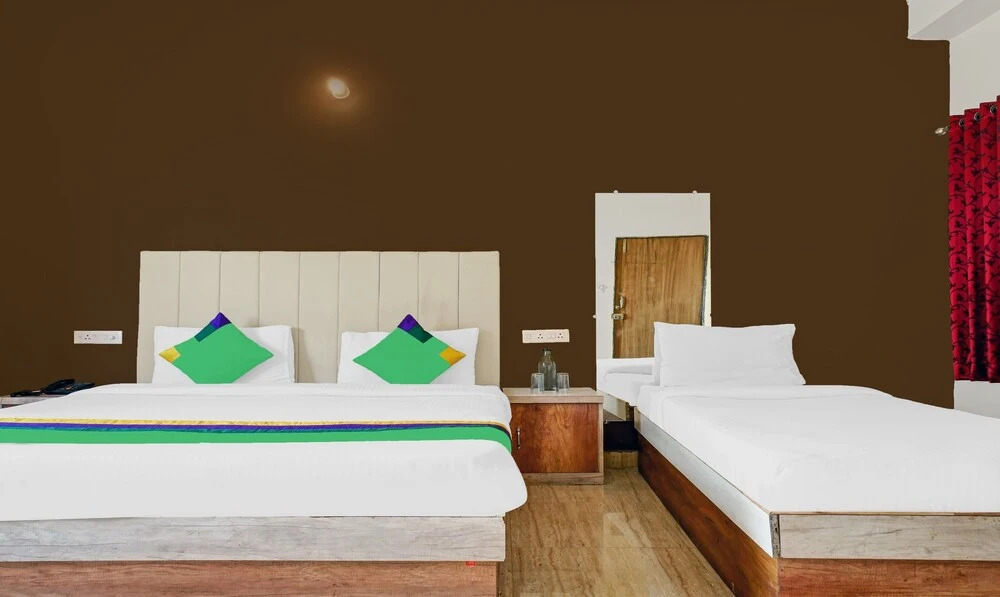 Treebo Trend Hotel RK