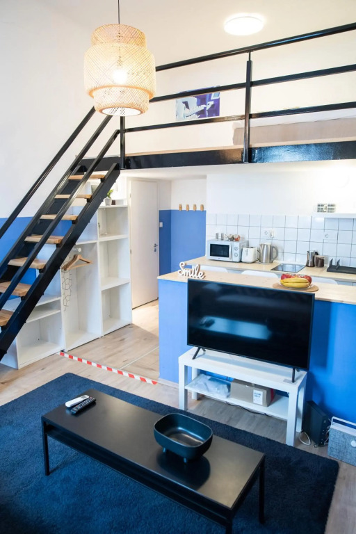 Cosy Studio In Central Party District.