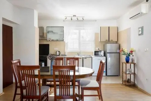 Apartment Boo