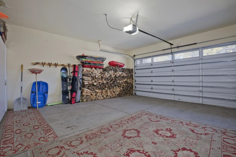 Timbers 5 Large Luxury Home with Two Master Suites, Perfect for Families by RedAwning