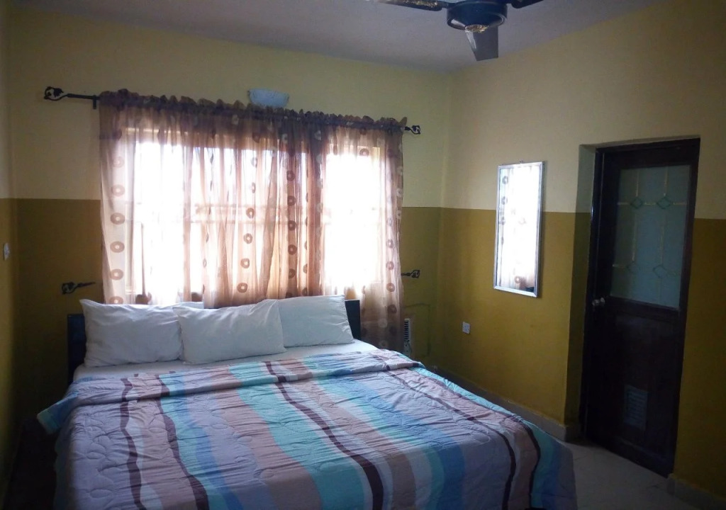 Peak Olam Suites