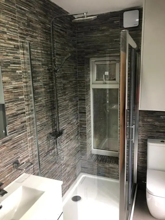 Treetops flat2 Hall Green B28
