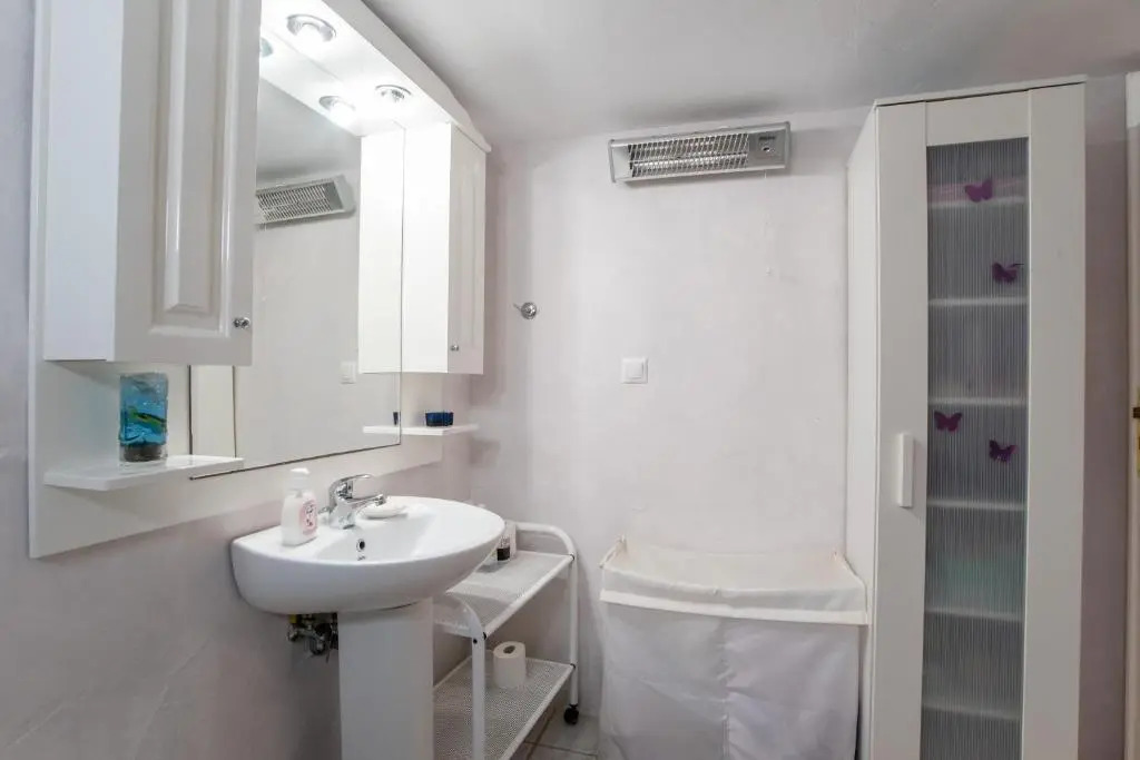 Overlooking Sea Maisonette With BBQ For 7 Ppl