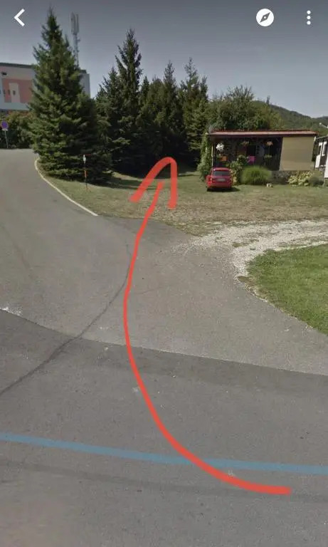 Chata Thermal House