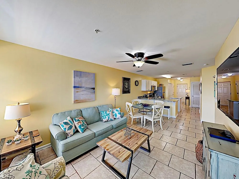 Breezy Gulf-View Unit #209 - 2 Br Condo