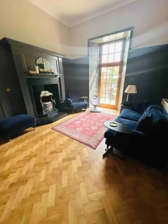Burnock Lodge - Donnini Apartments