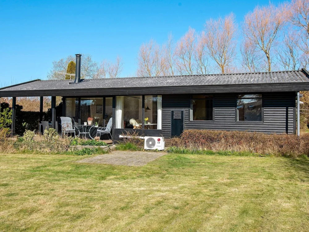 6 Person Holiday Home in Vejby