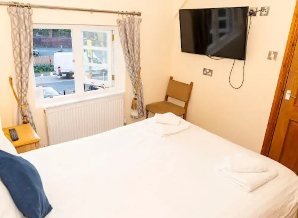 The George Hotel