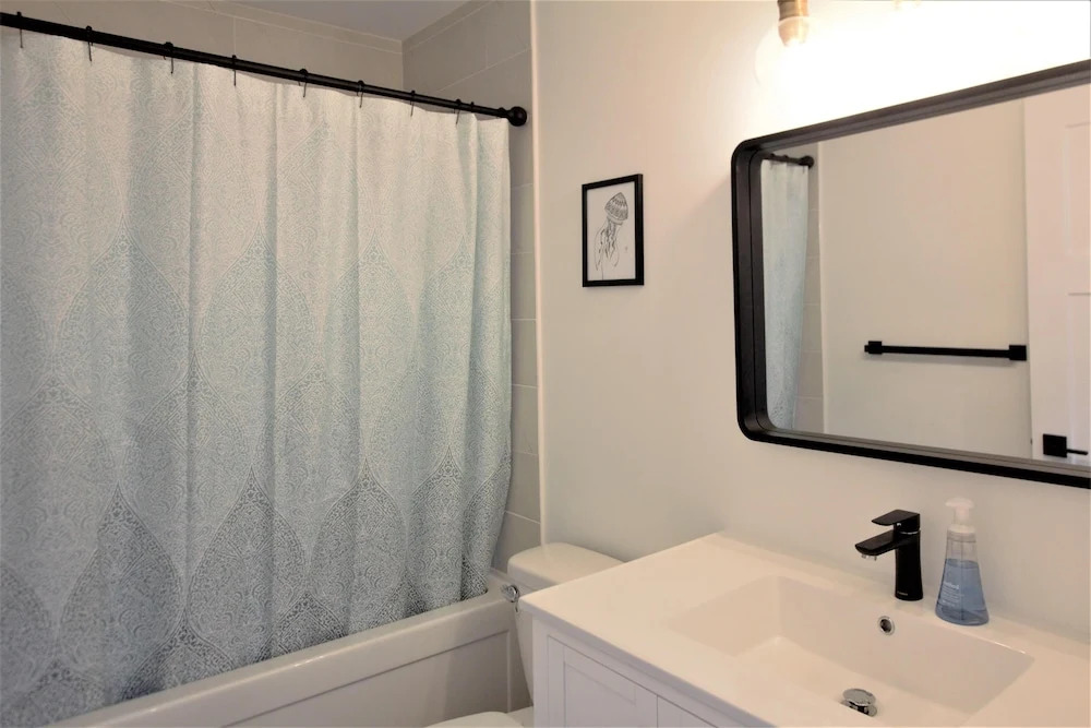 Storm Bay Cottage 1