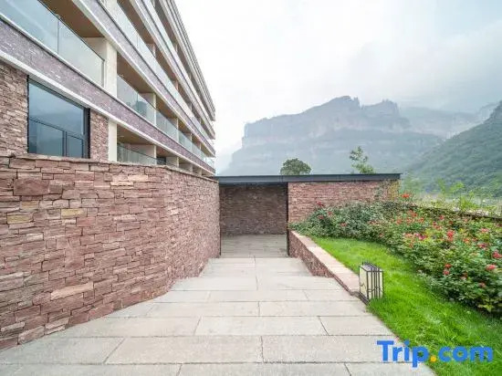 Yougu Zhilan Resort Hotel