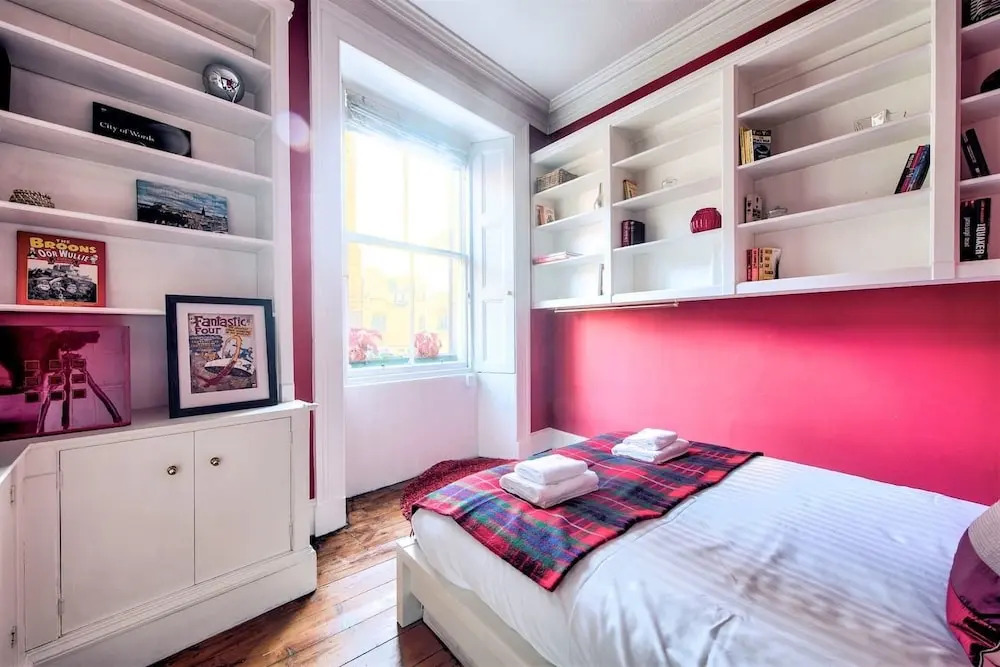 Lovely 2Br Home Next To The Castle
