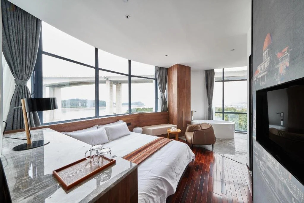 Aizhu Boutique Theme Hotel