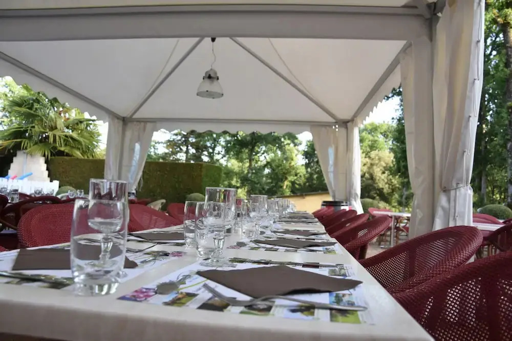 Camping Et Village Vacances La Cheneraie