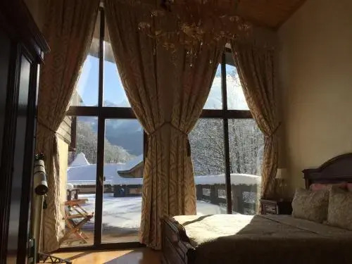 Chalet Mobius