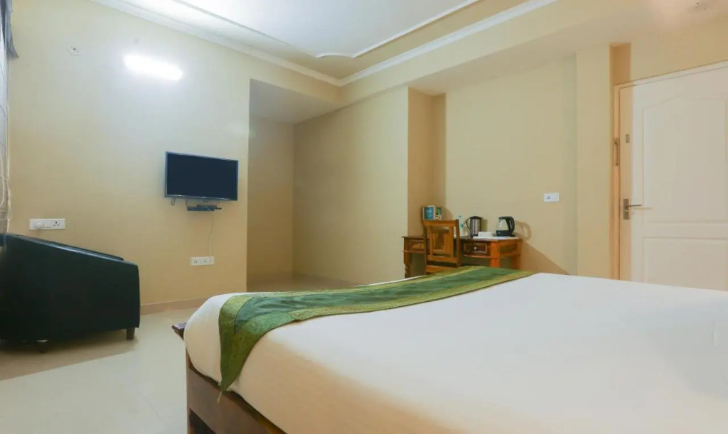 Treebo The Anchorage Malviya Nagar