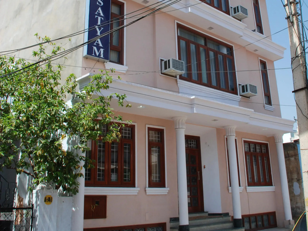 Hotel Satyam