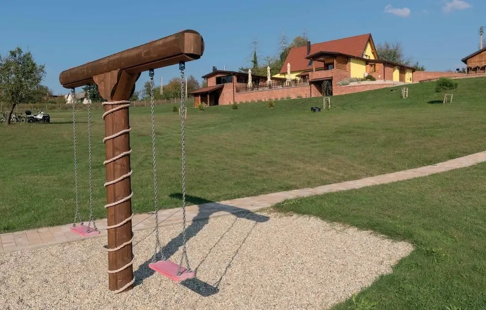 Stunning Home in Repusnica With 5 Bedrooms, Wifi and Outdoor Swimming Pool