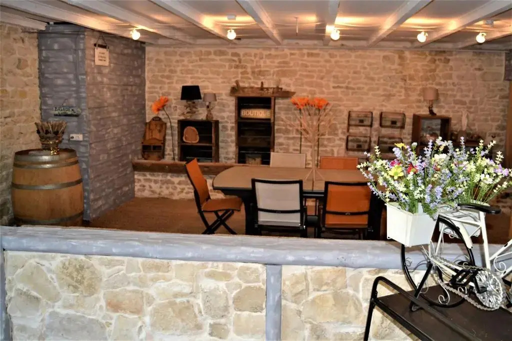 La Rochelle Lodge