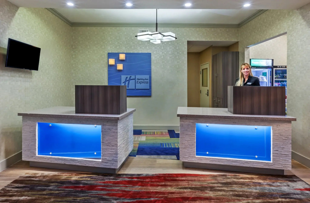 Holiday Inn Express & Suites Houston East by IHG