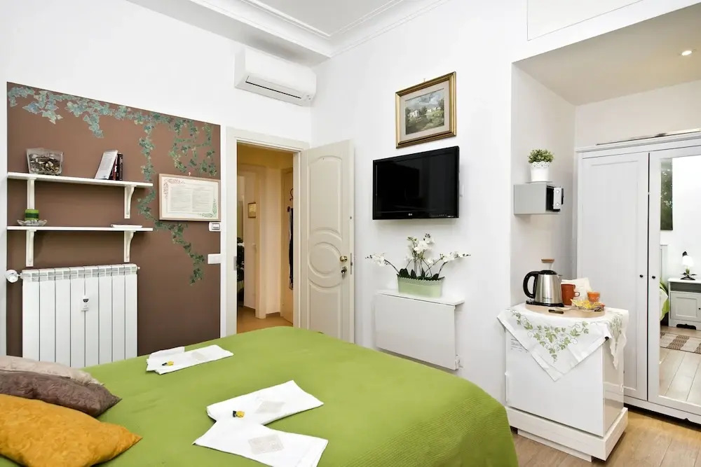 Etere in Prati Rooms
