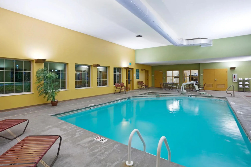 La Quinta by Wyndham Olathe