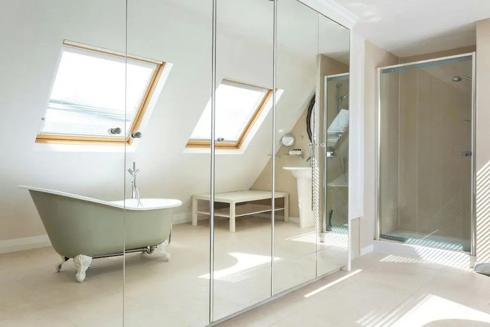Somerset Square by Onefinestay