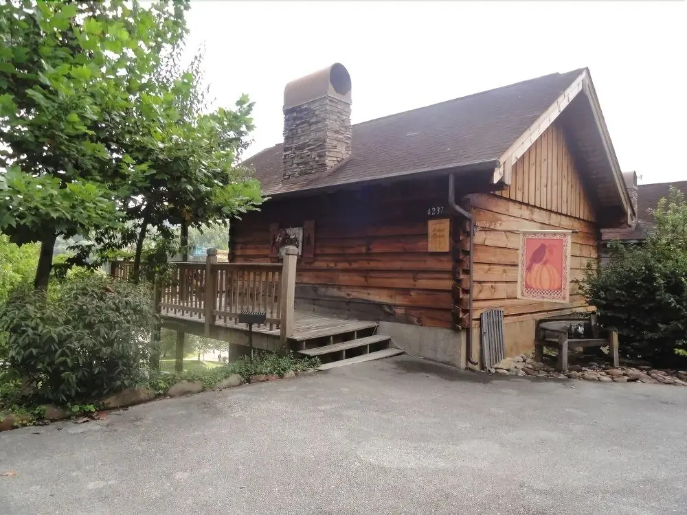 Sugar Plum - Studio Cabin