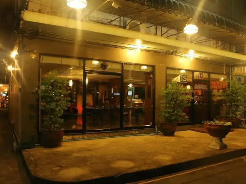 Kanok Inn Hostel