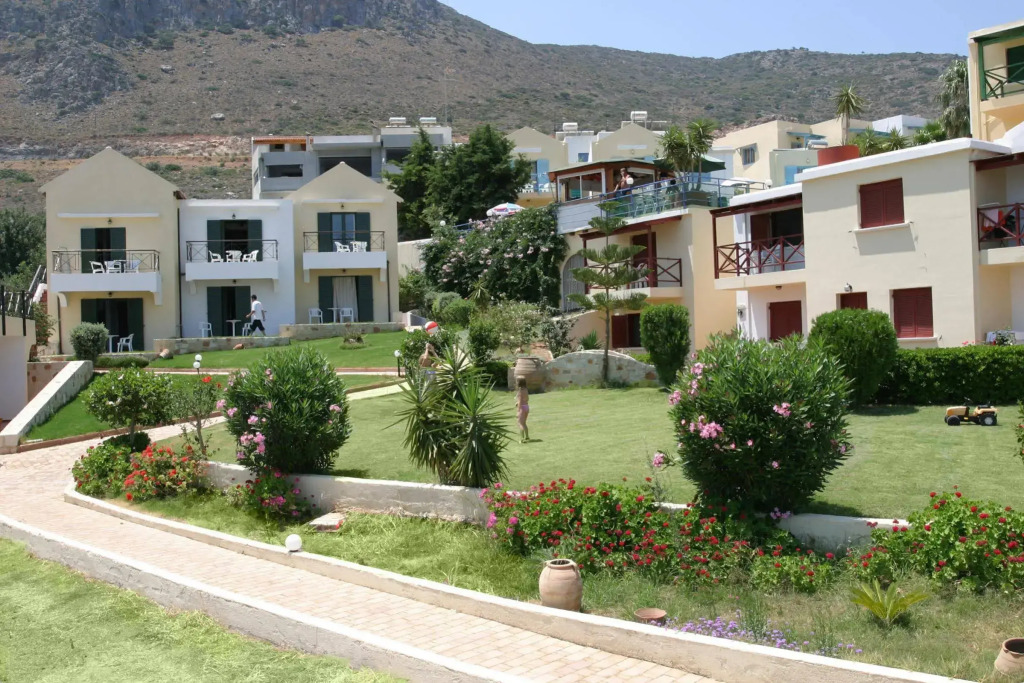 Piskopiano Village
