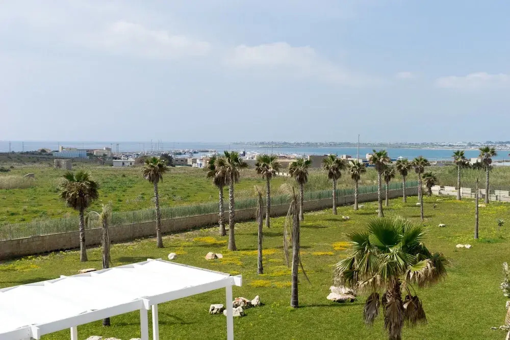Lalenas Garden