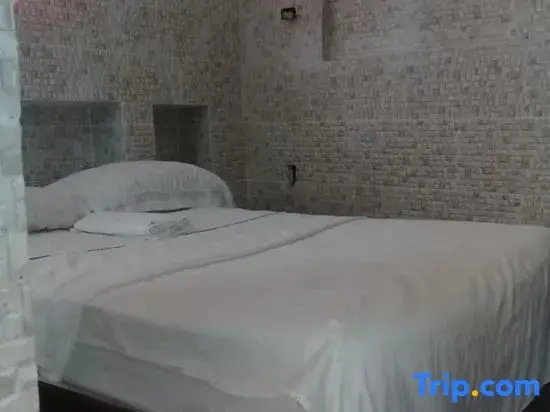 Villa Julirous Rd 2 bedrooms apartment