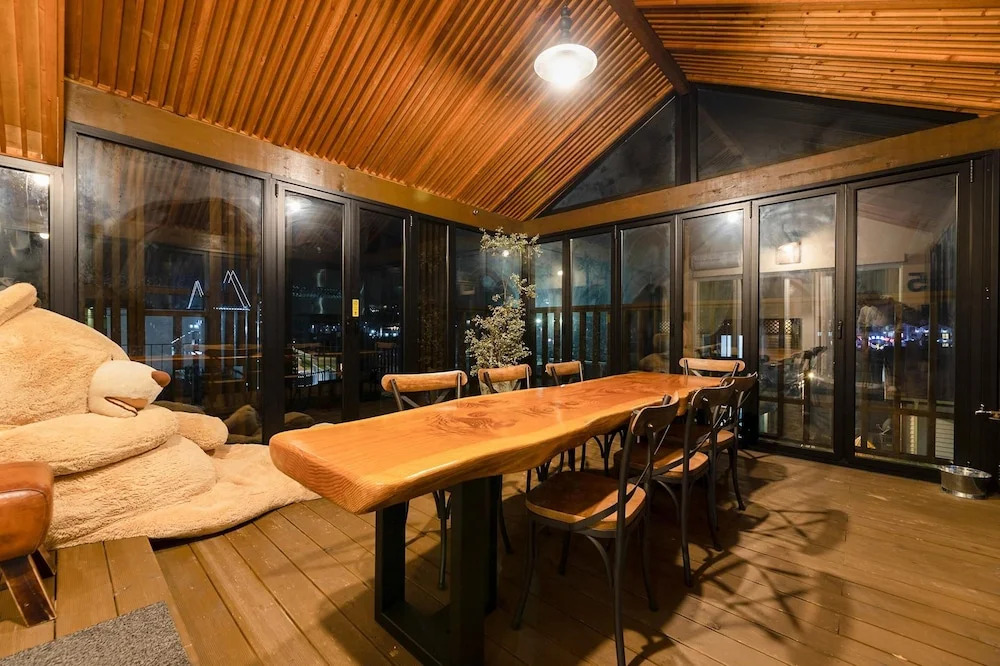 Gyeongju suite cream hill Pension