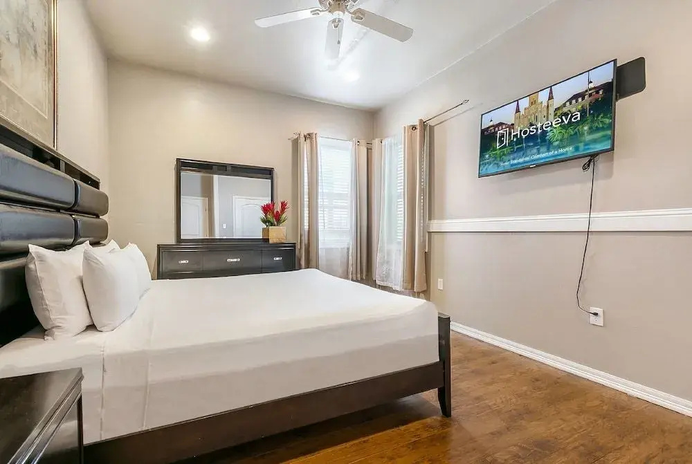 Stylish Condos Close to Art and Culture