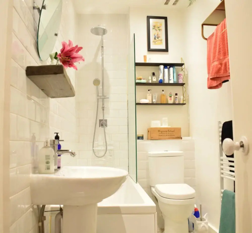 Quirky 1 Bedroom Flat in Highbury With Roof Terrace