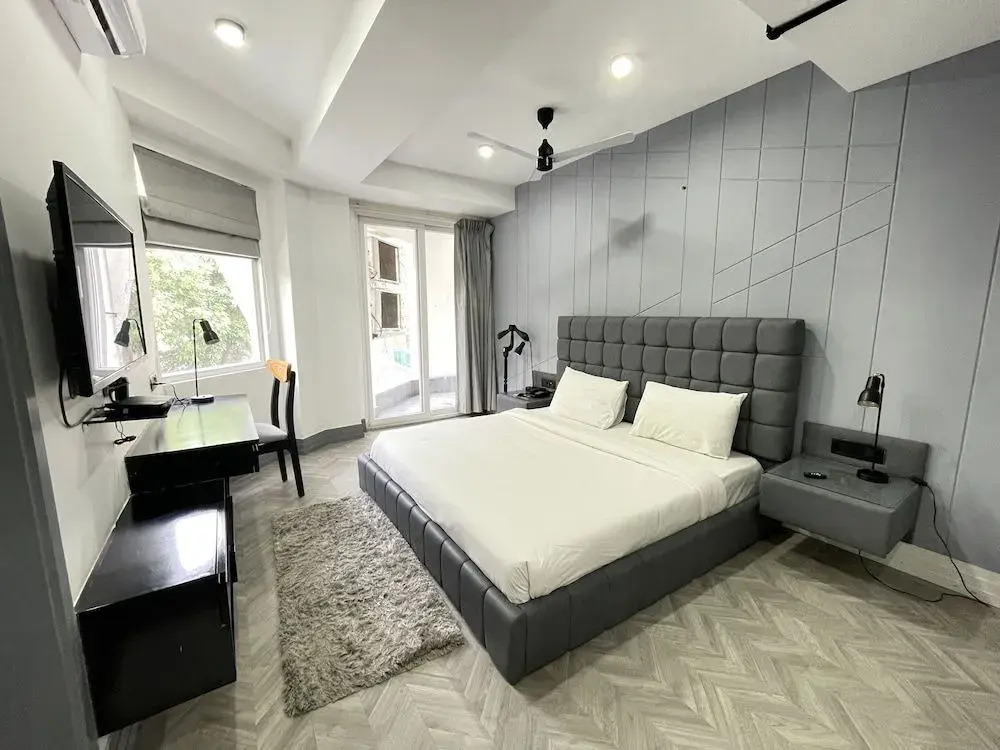 BedChambers Aparthotels - DLF Cyber City