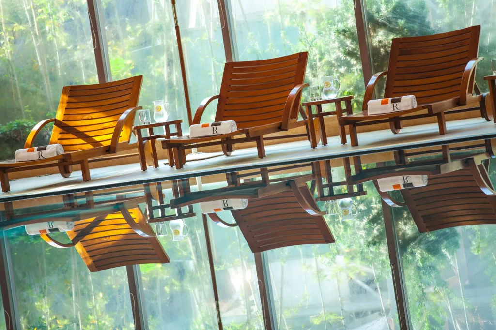 Renaissance Wuhan Hotel
